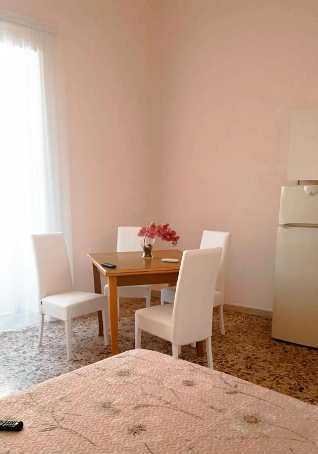 Appartamenti Su Piazza Matteotti Forio Centralissimi Εξωτερικό φωτογραφία