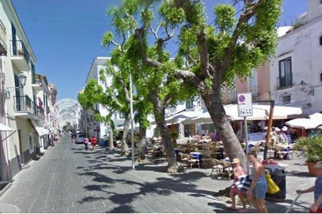 Appartamenti Su Piazza Matteotti Forio Centralissimi Εξωτερικό φωτογραφία